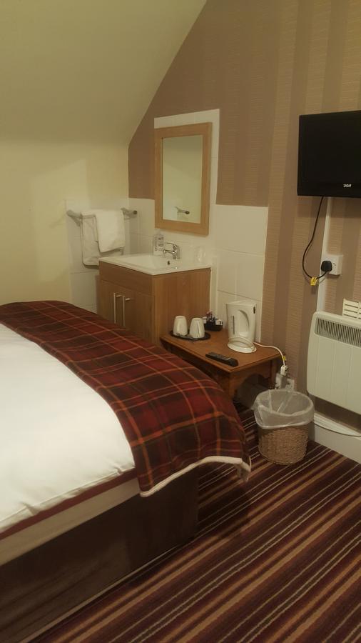 Ord Arms Hotel 2*